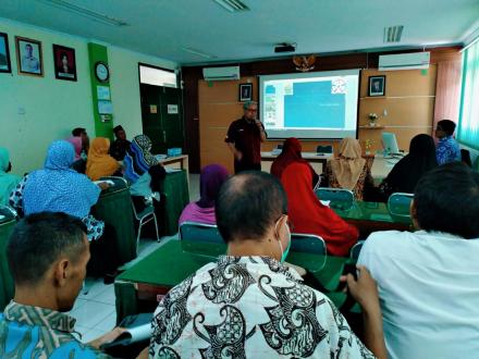 Sosialisasi STBM, di aula Puskesmas jetis 2